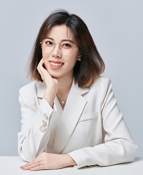 Photo of April Yi Wang